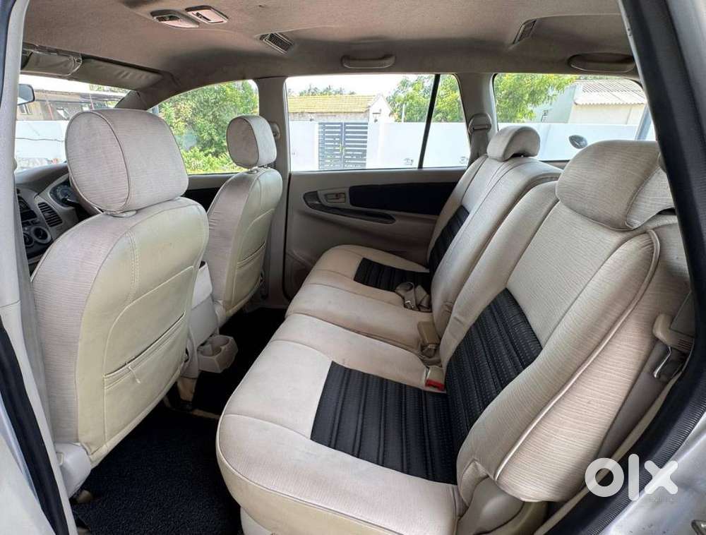 Toyota Innova, 2011, Diesel