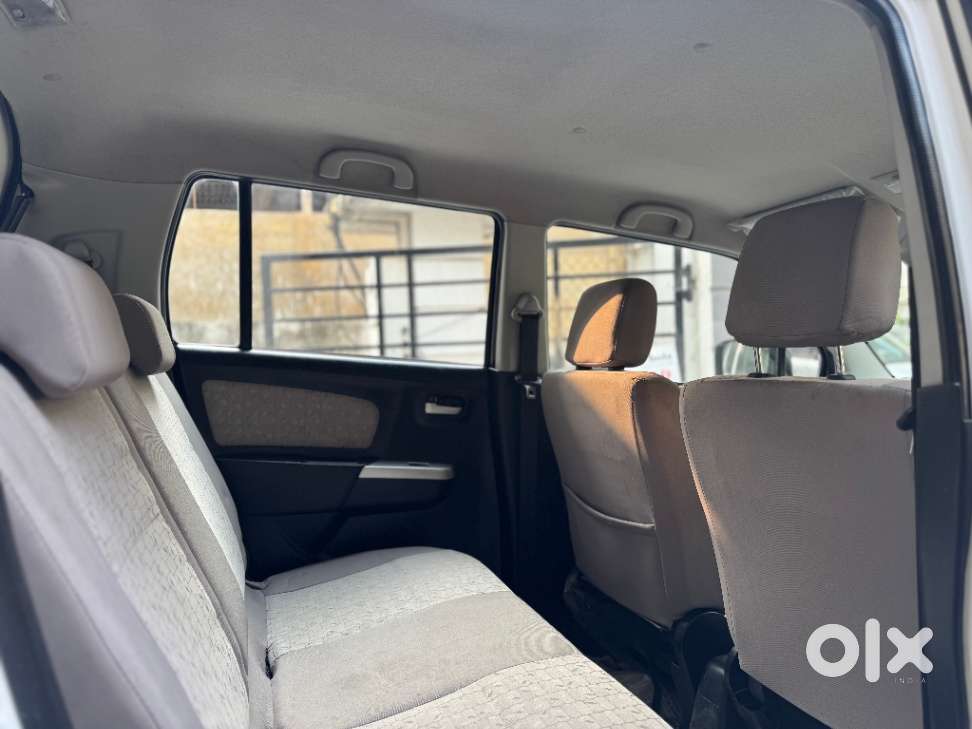 Maruti Suzuki Wagon R Vxi 1.0, 2016, Petrol