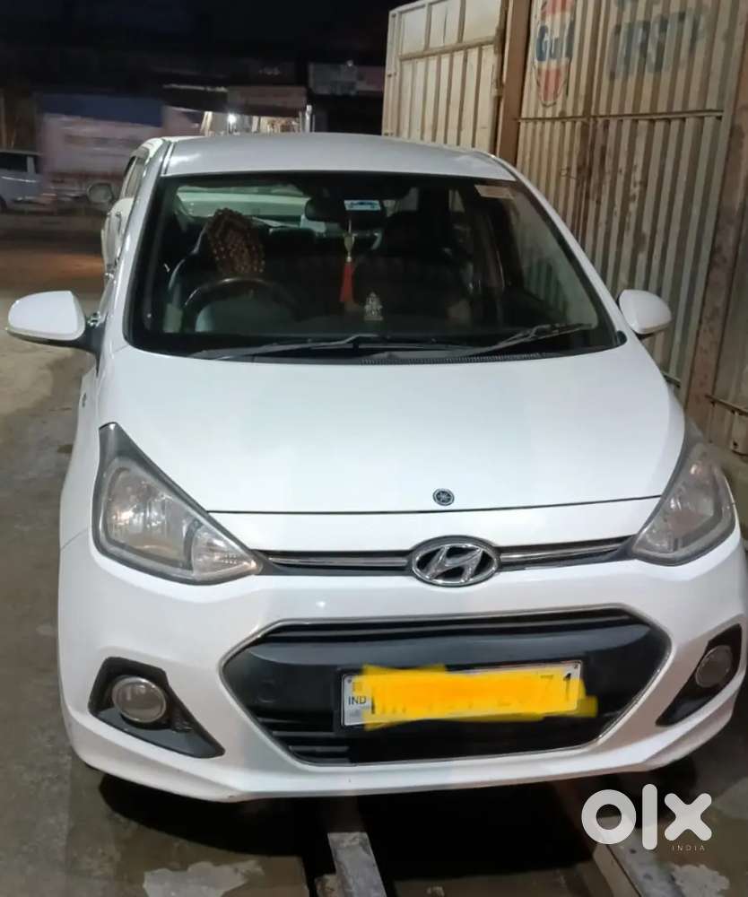 Hyundai Xcent Top Model 2016 Model