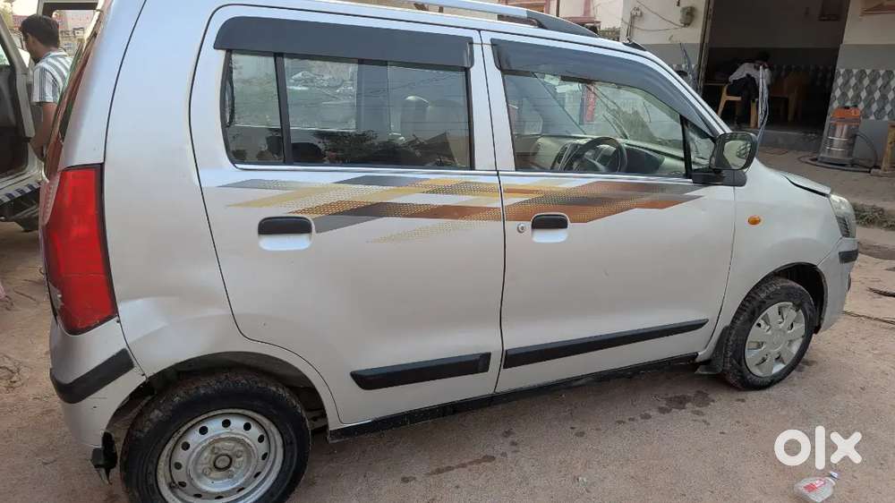 Maruti Suzuki Wagon R 2017 Cng & Hybrids 100006 Km Driven