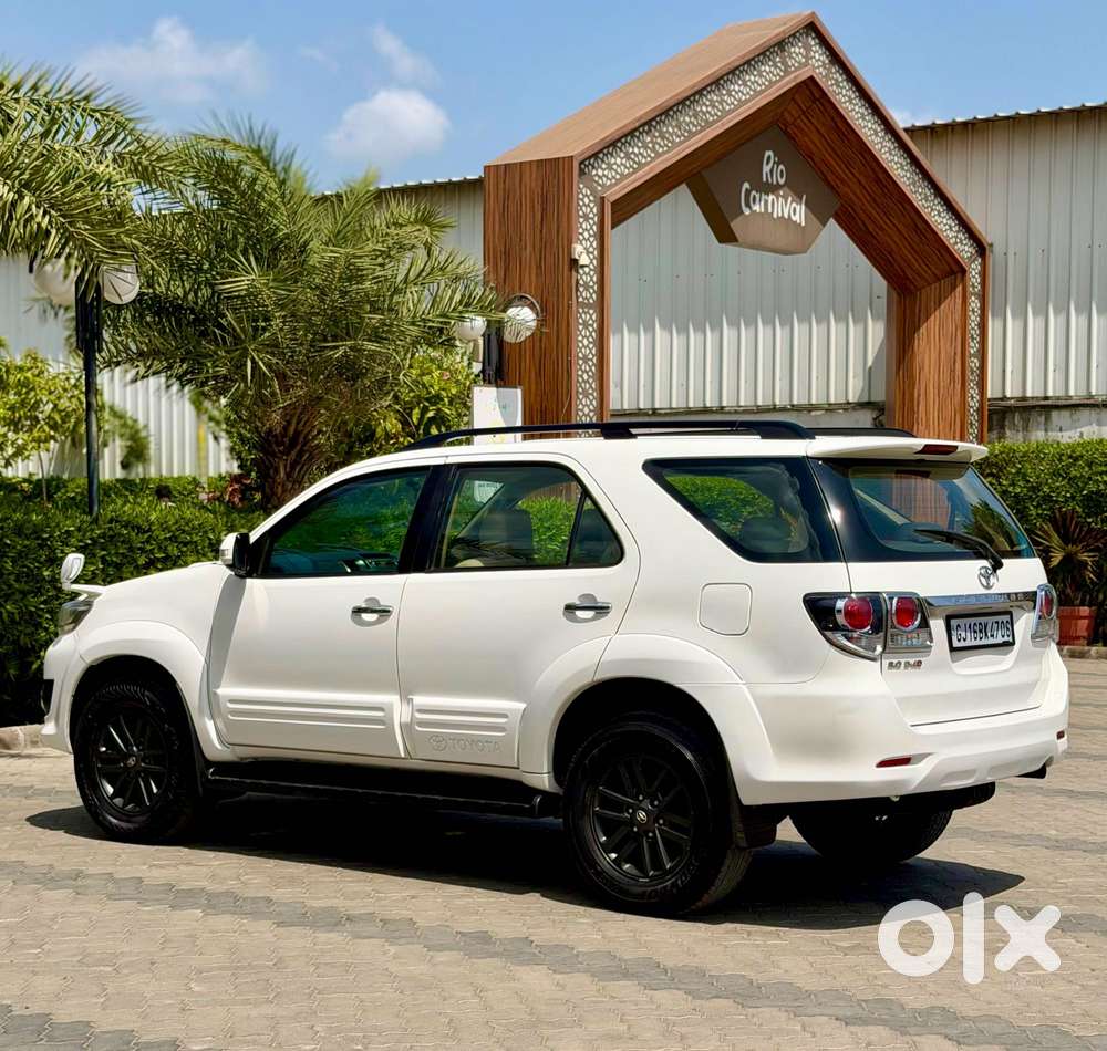 Toyota Fortuner 4x2 At, 2015, Diesel