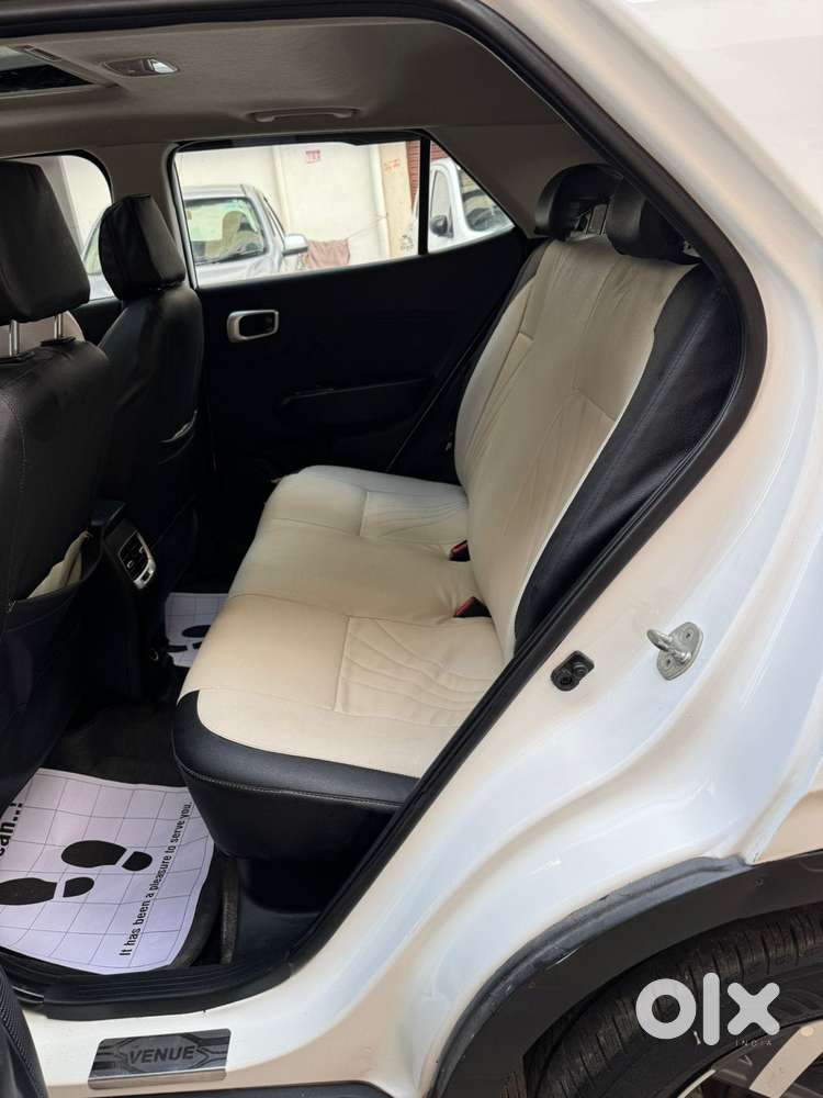 Hyundai Venue 1.0 Sx Plus Turbo Dct Dual Tone, 2019, Petrol