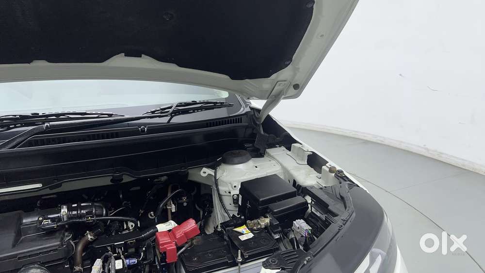Maruti Suzuki Brezza Vxi At, 2023, Petrol