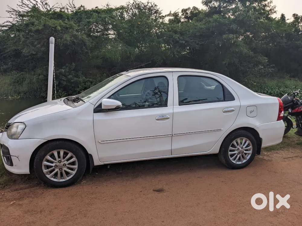 Toyota Etios 2015 Diesel Well Maintained