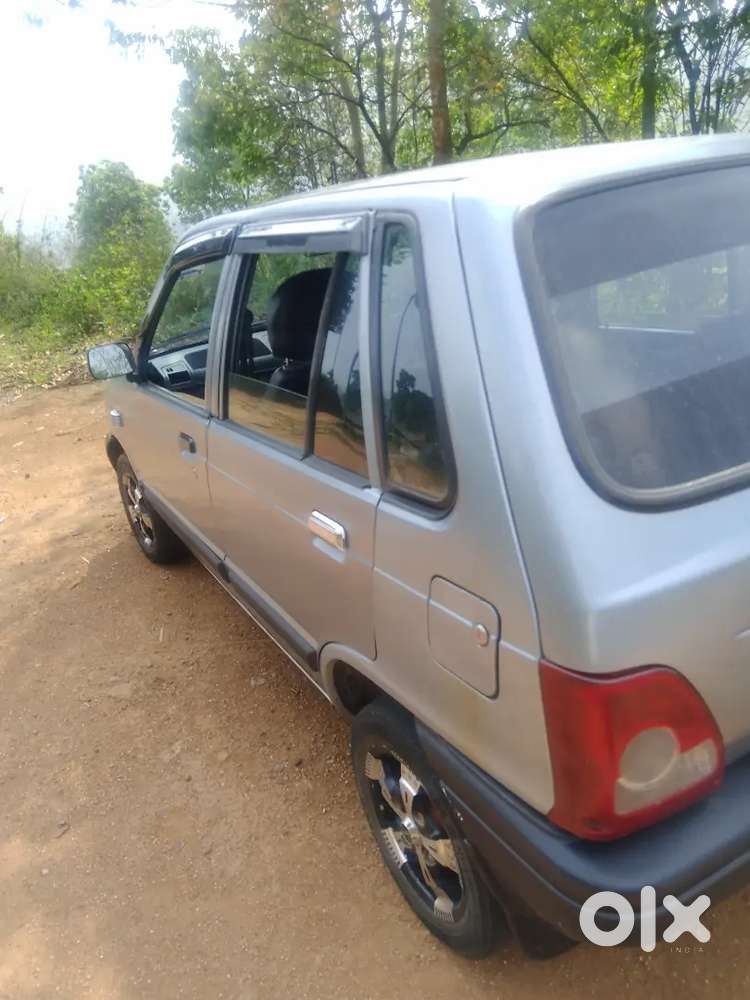 Maruti Suzuki 800 2006