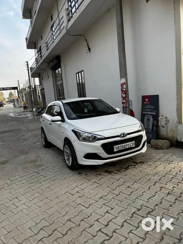 Hyundai I20 2017 Diesel Well Maintained New Conditions