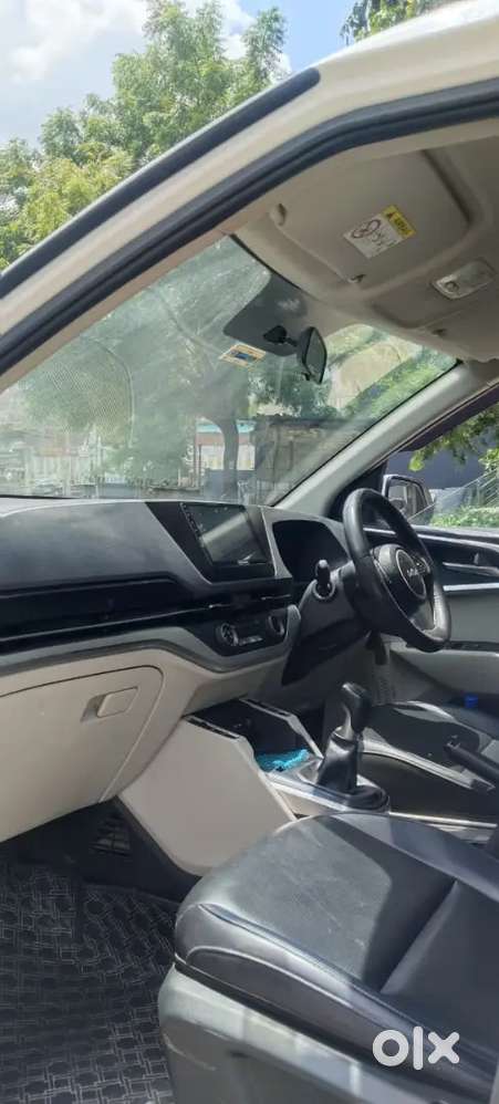 Kia Carens 1.4 Luxury 2022