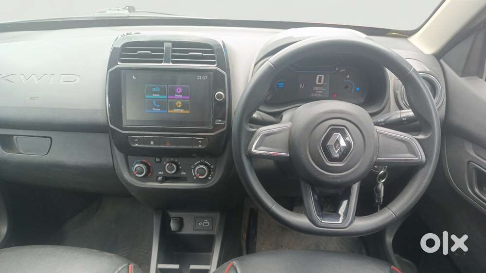 Renault Kwid 1.0 Rxt Amt, 2022, Petrol