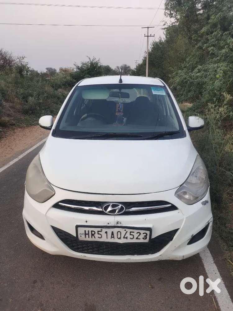 Hyundai I10 2012 Company Fitted Cng With Power Window, Center Locking,