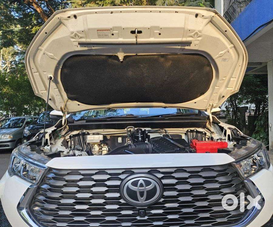 Toyota Innova Hycross 2.0 Vx Hybrid 8 Str, 2023, Petrol