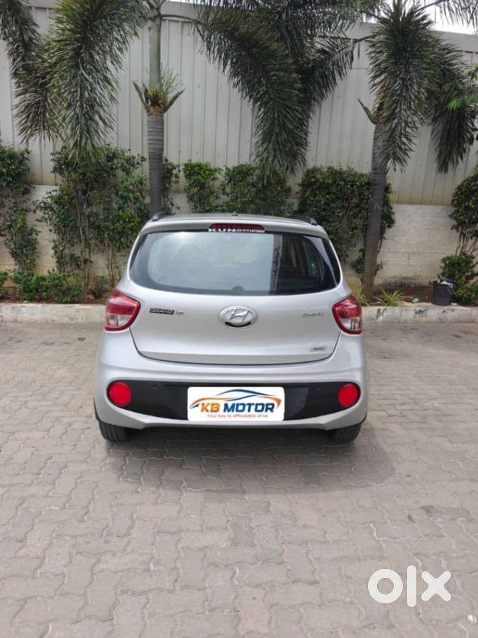Hyundai Grand I10 Sportz (o) 1.2 At Vtvt, 2017, Petrol