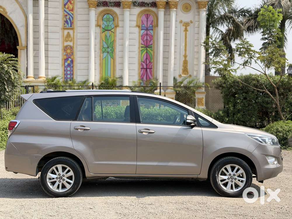 Toyota Innova Crysta 2.8 Gx At, 2016, Diesel