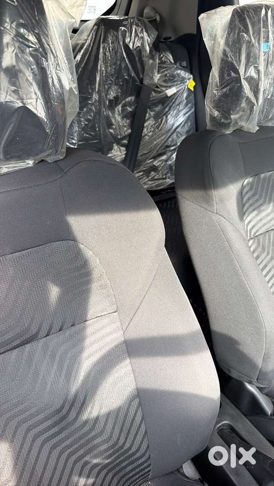Maruti Swift 1.2 Vxi 2024