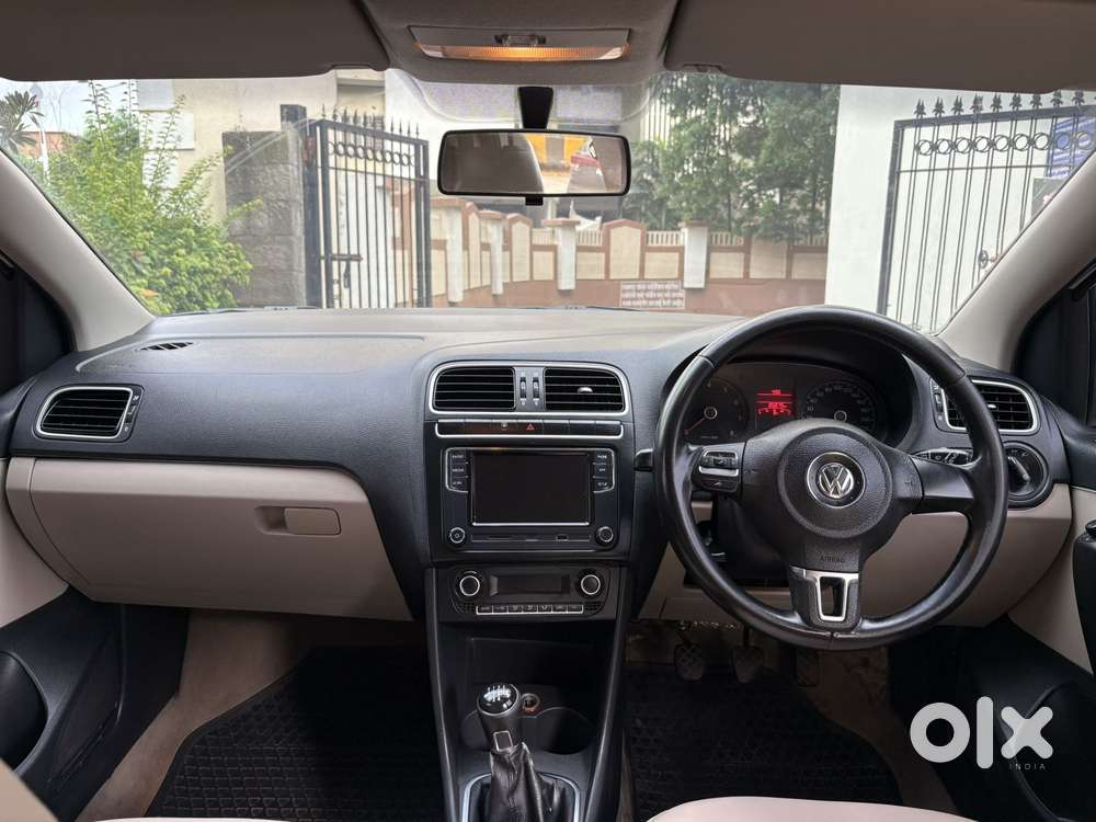 Volkswagen Polo Petrol Highline 1.2l, 2013, Petrol