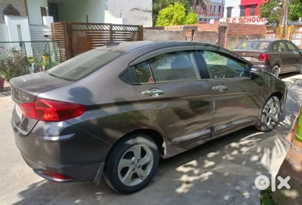 Honda City 2016 Petrol Well Maintained