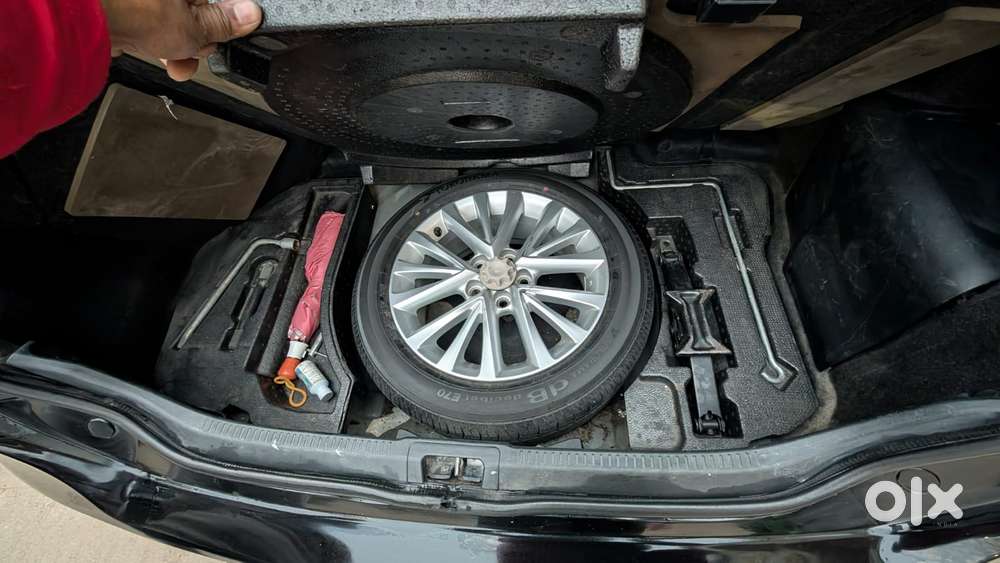 Toyota Camry Hybrid, 2016, Petrol