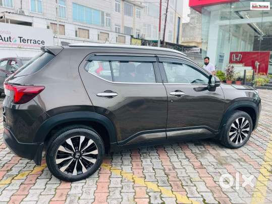 Honda Elevate Zx Cvt, 2023, Petrol