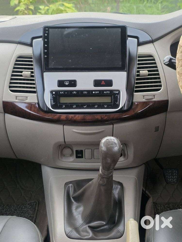 Toyota Innova 2.5 V 7 Str, 2014, Diesel