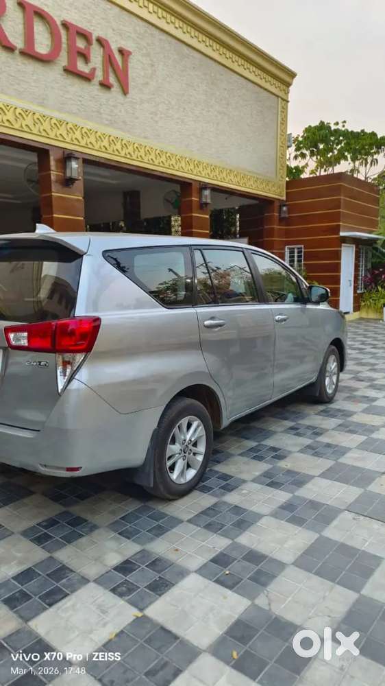 Toyota Innova Crysta 2018