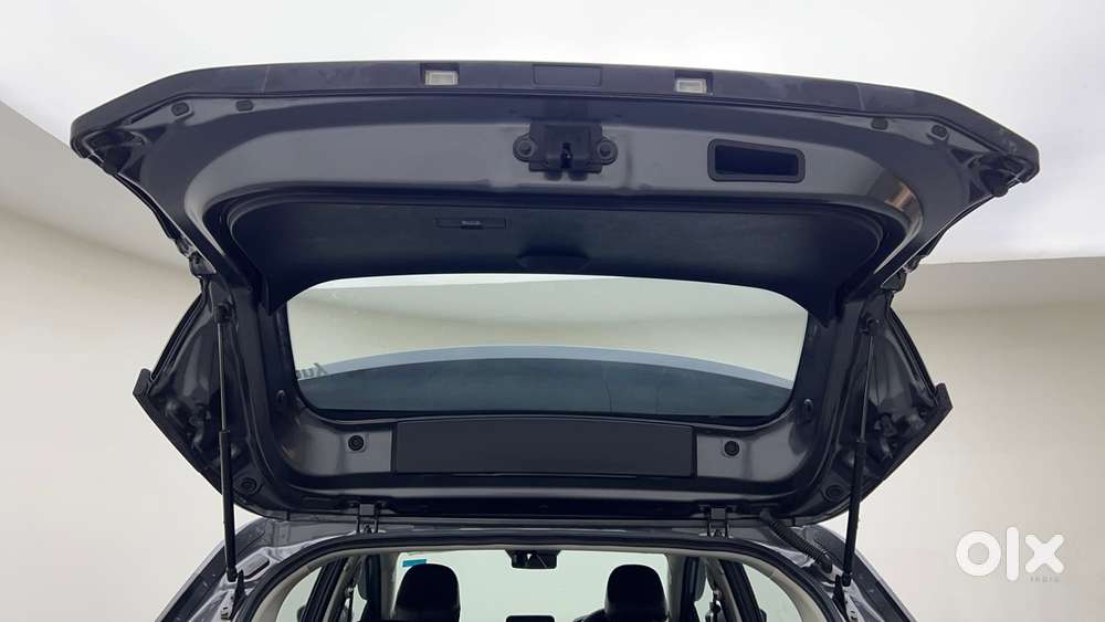 Tata Nexon Pure 1.2 Revotron Petrol 6 Mt, 2024, Petrol