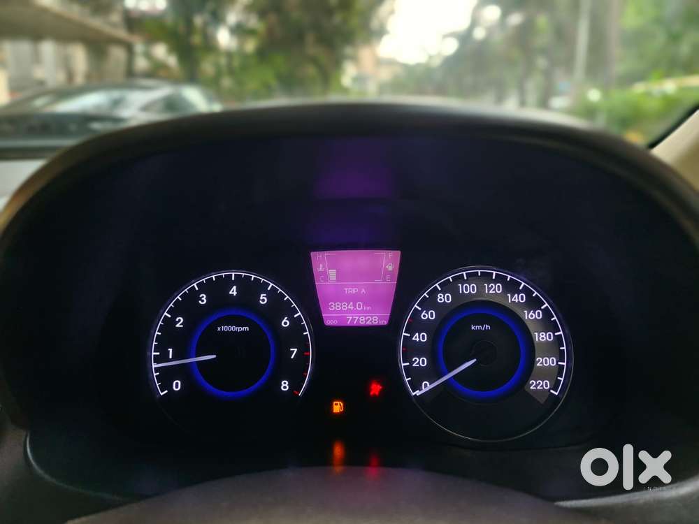 Hyundai Fluidic Verna 1.6 Vtvt Sx, 2013, Petrol