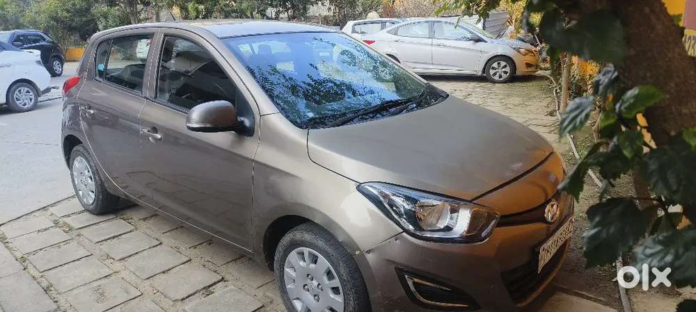 Hyundai I20 2012 Petrol 95000 Km Driven
