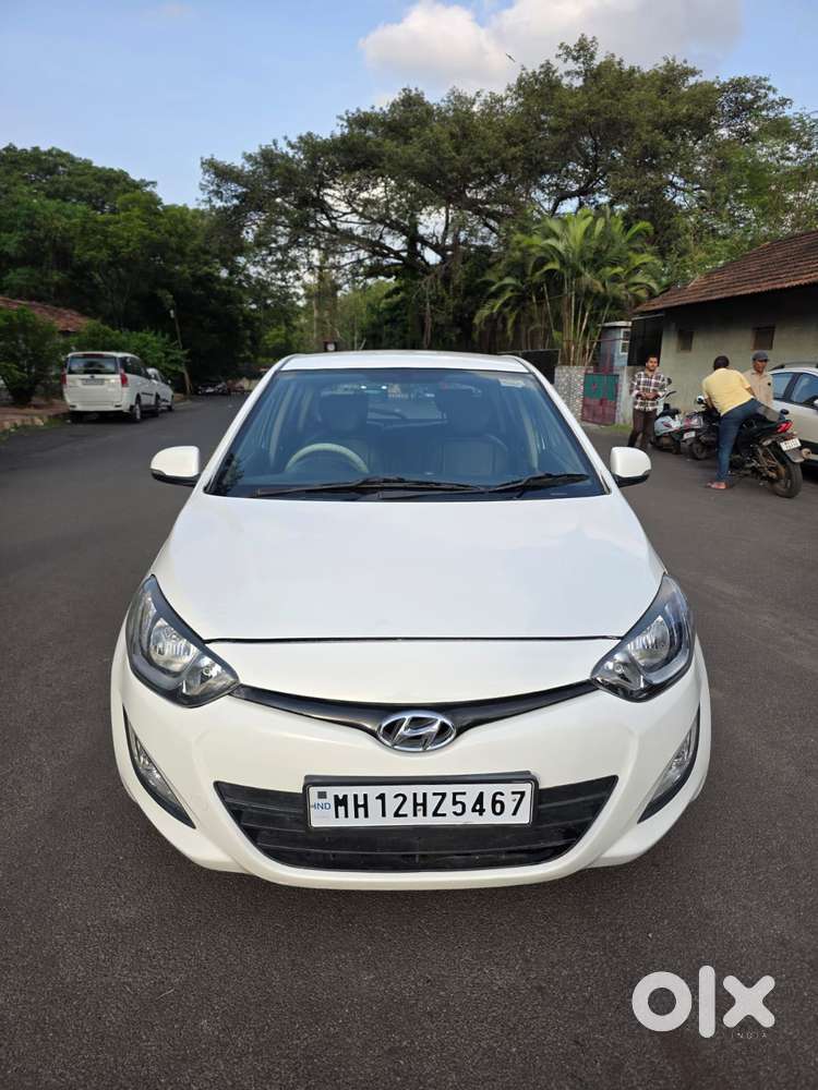 Hyundai I20 Asta 1.4 Crdi With Avn 6 Speed, 2012, Diesel