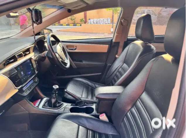 2015 Toyota Corolla Altis With Fancy Number For Sale