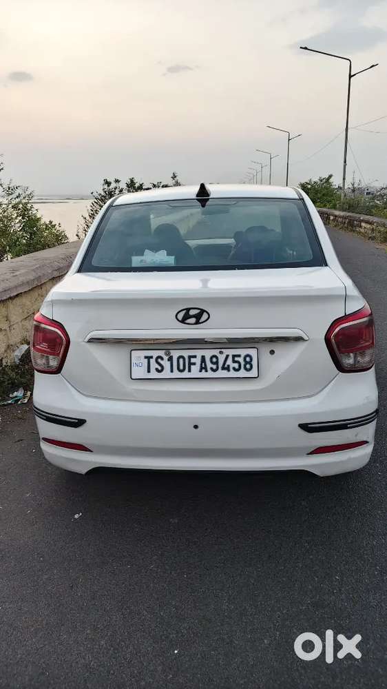 Hyundai Xcent 2017