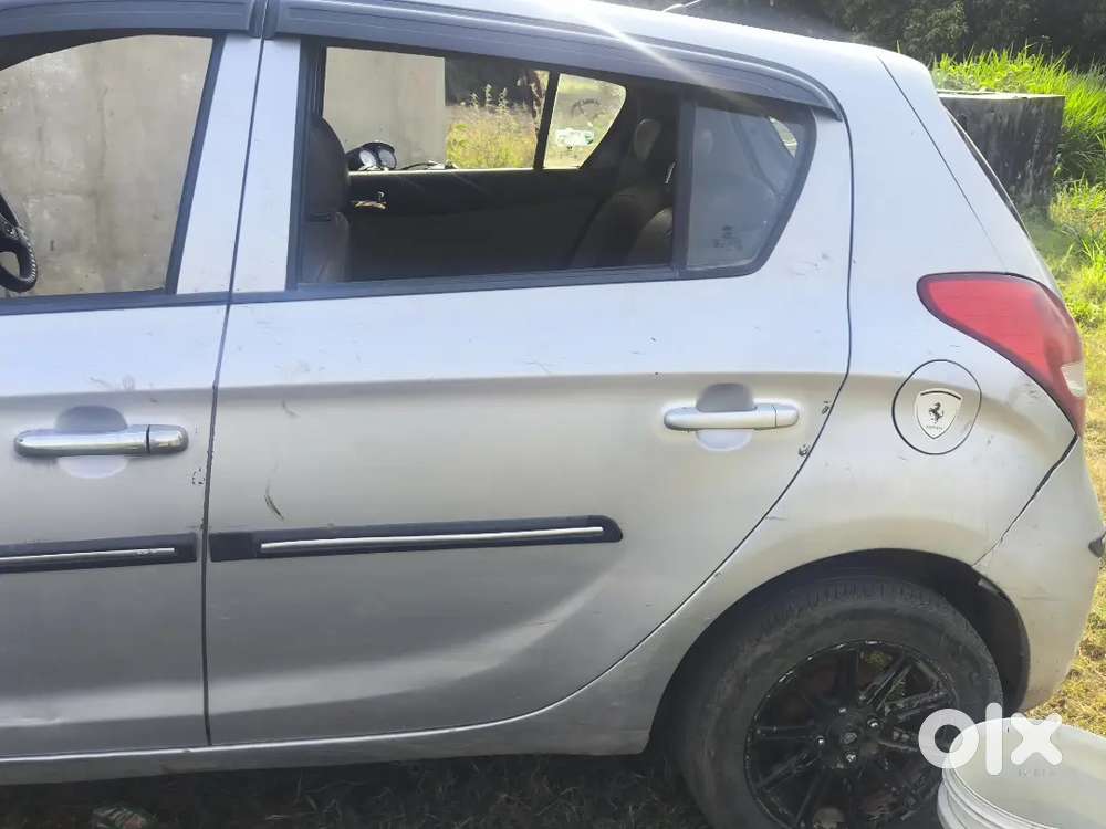 Hyundai I20 2011 Cng Good Condition New Alloy Wheel New Android System