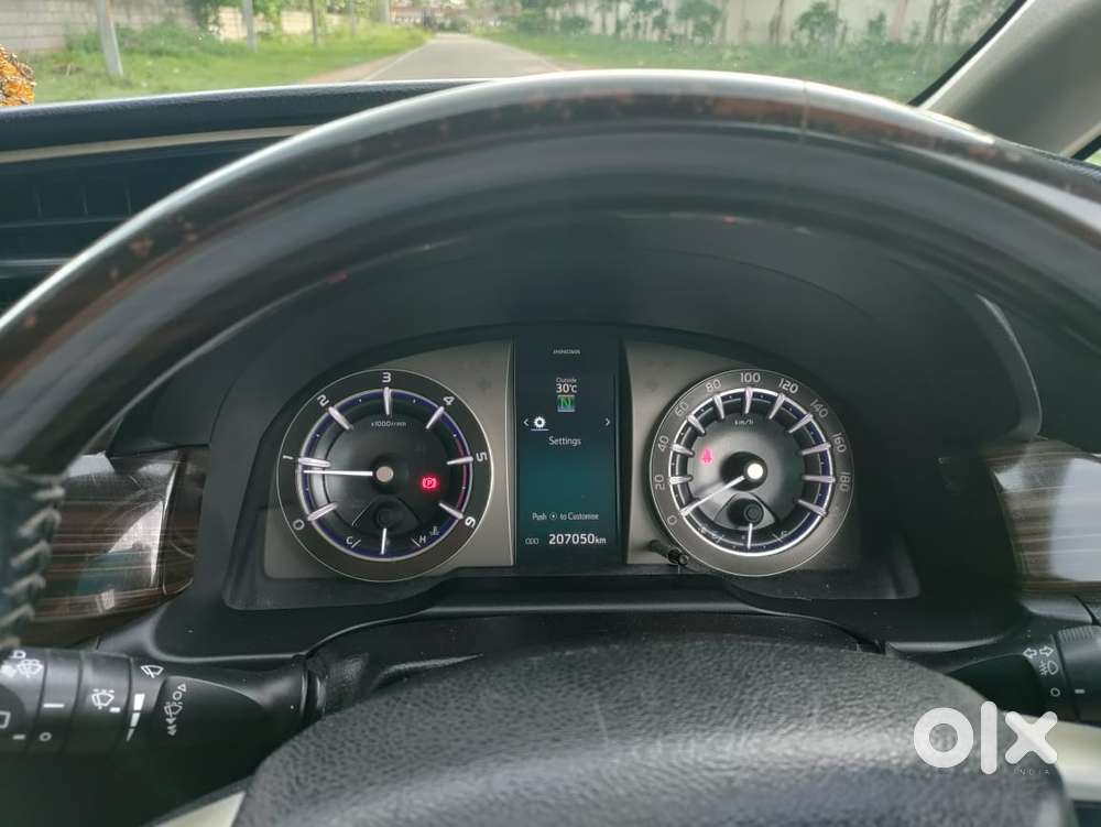 Toyota Innova Crysta 2.8 Z, 2017, Diesel
