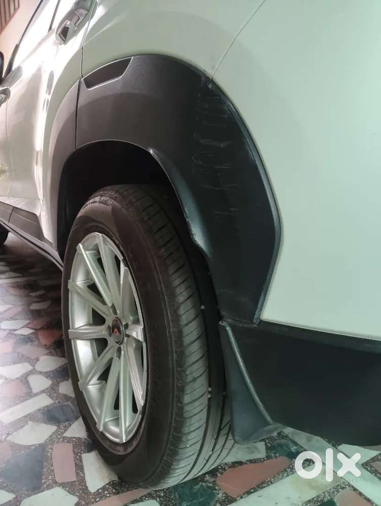 Brand New Car For Sale New Tyre Battery Insurance Allow Wheel .