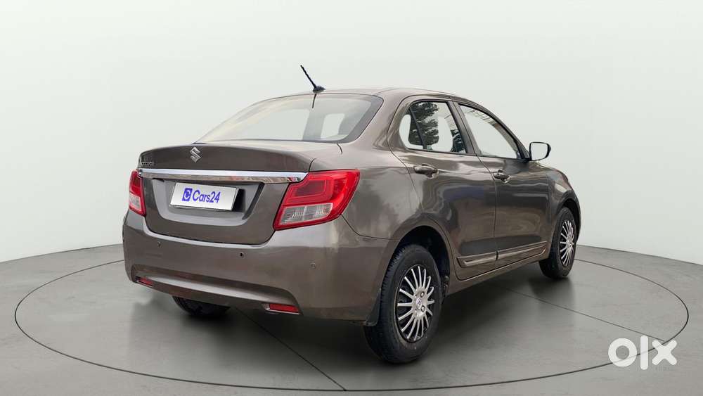 Maruti Suzuki Swift Dzire Amt Vxi, 2019, Petrol
