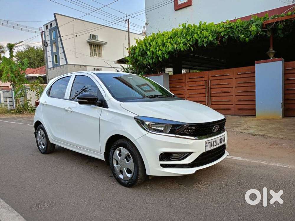 Tata Tiago 1.2 Revotron Xt (o), 2022, Petrol