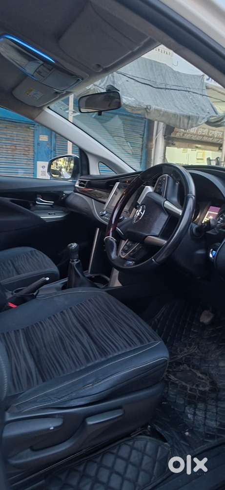 Toyota Innova Crysta 2017 Diesel Manual