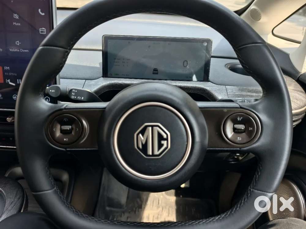 Mg Windsor Ev Essence, 2025, Electric