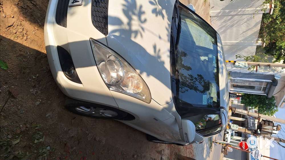 2012 Swift White Fully Loaded Zdi Model