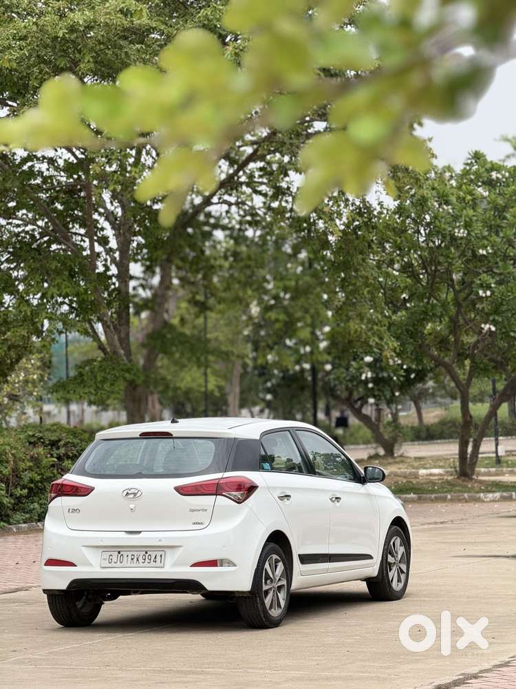 Hyundai Elite I20 Sportz (o) 1.2, 2015, Petrol