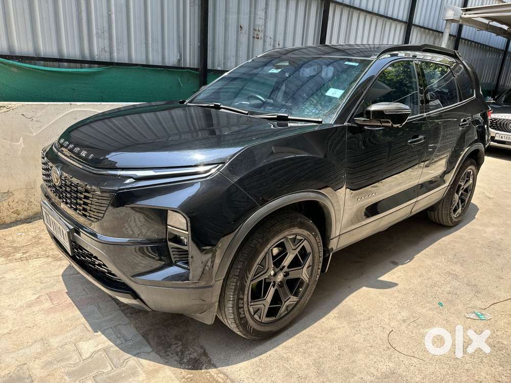 Tata Safari Accomplished Plus Dark Edition At, 2024, Diesel