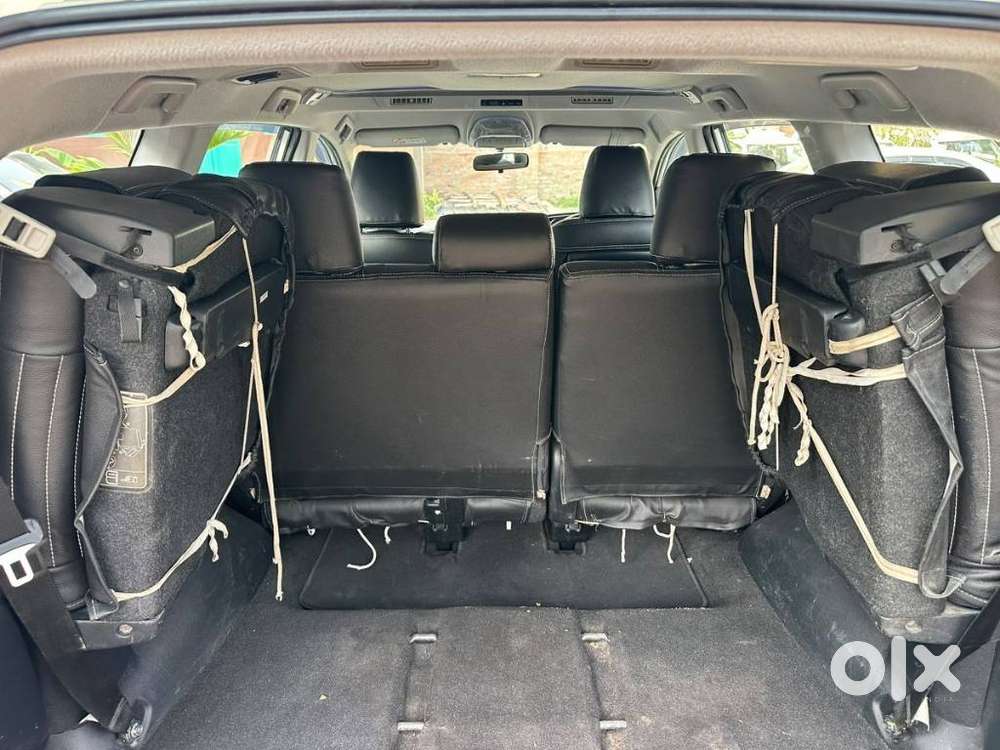 Toyota Innova Crysta 2.4 V 7 Str, 2018, Petrol