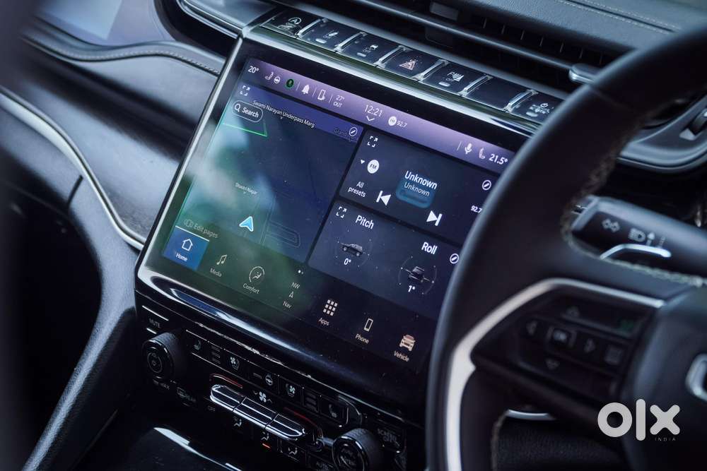 Jeep Grand Cherokee Limited (o) 4x4 At, 2023, Petrol