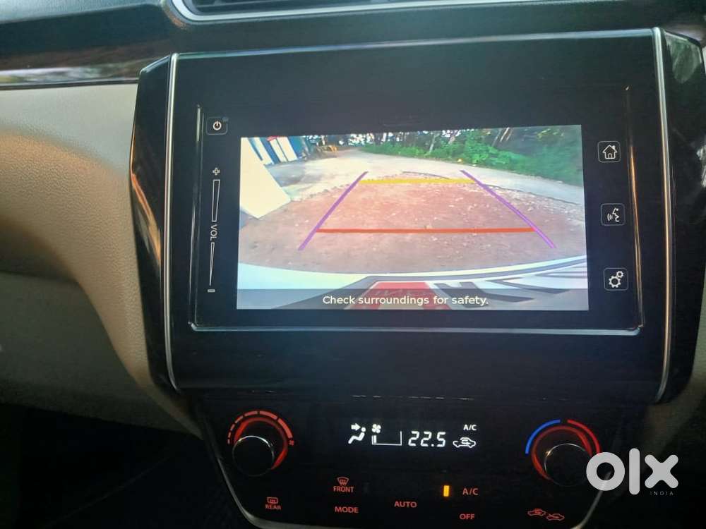 Dzire Zxi+ 2017 Mode Full Option Low Km Driven