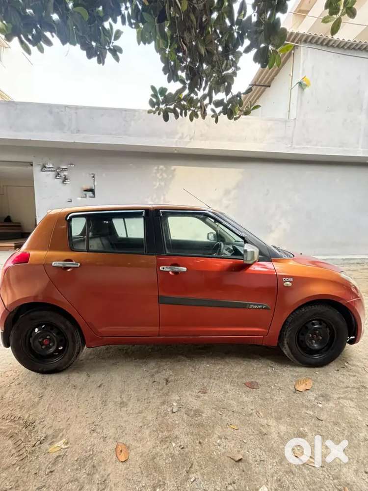 Maruti Suzuki Swift 2010