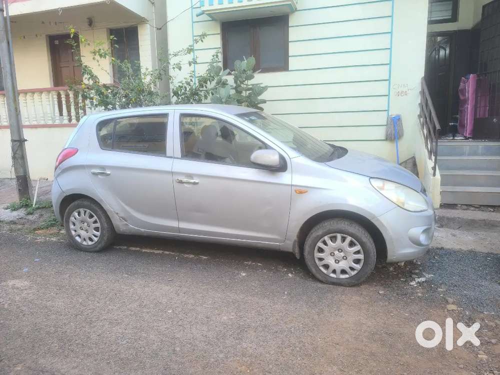 Hyundai I20 2012 Petrol 130000 Km Driven