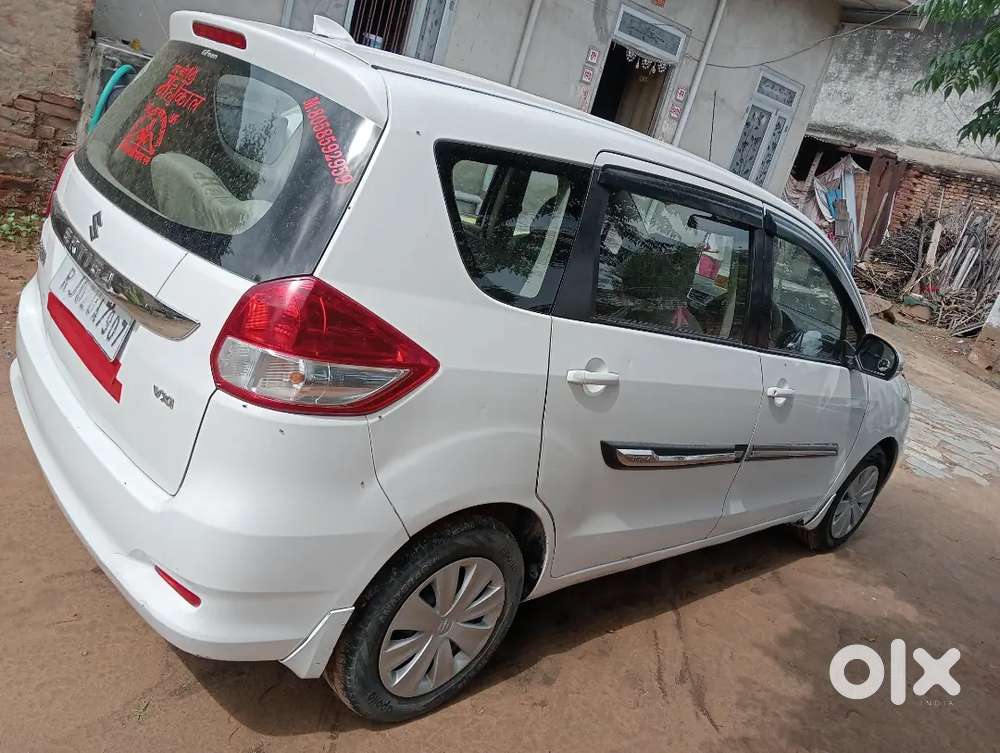 Maruti Suzuki Ertiga 2017 Cng & Hybrids 142000 Km Driven