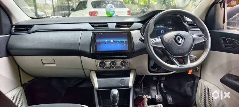Renault Triber Rxl, 2023, Petrol
