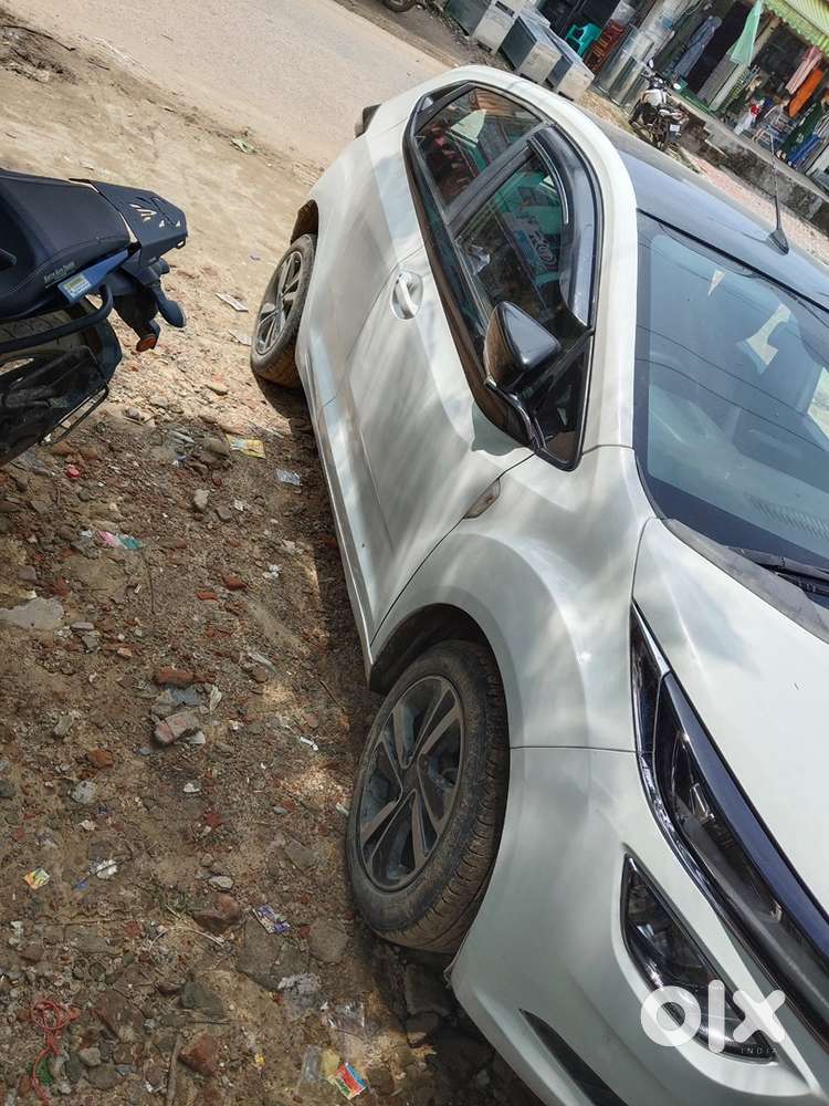 Tata Altroz Petrol Well Maintained