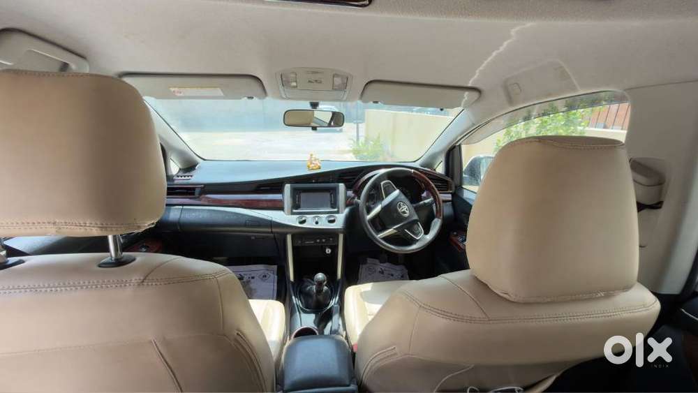 Toyota Innova Crysta 2.4 G Mt 7 Str, 2016, Diesel