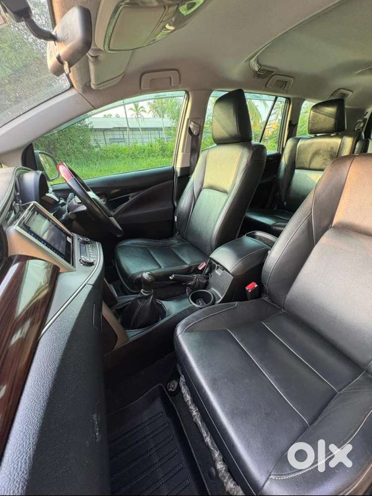 Toyota Innova Crysta 2.5z, 2016, Diesel