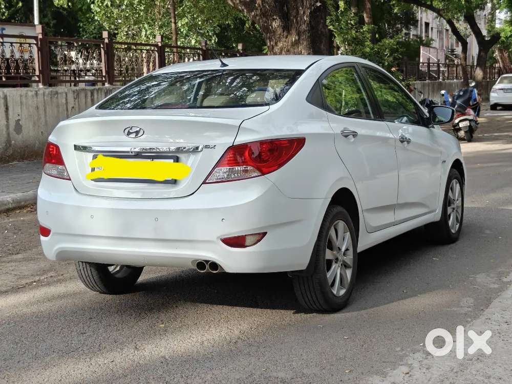 Hyundai Verna 2013 Petrol 70000 Km Driven